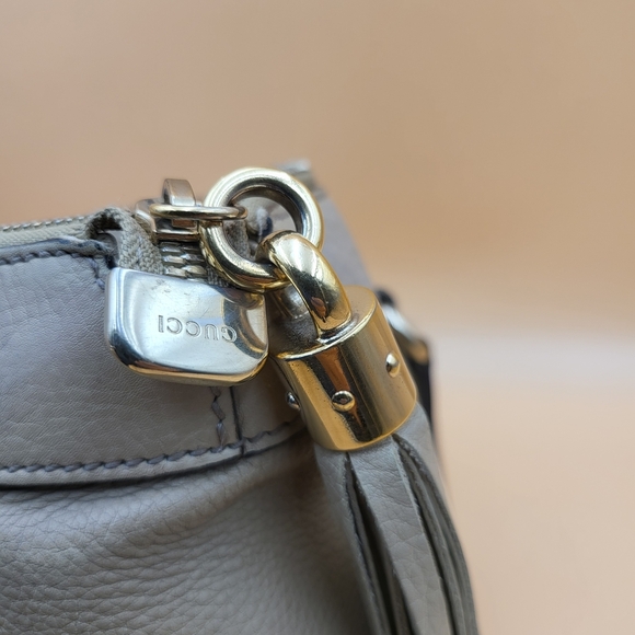 GUCCI Soho Grey Gold Leather Tassel Tote Bag..Authentic.. - Picture 8 of 15